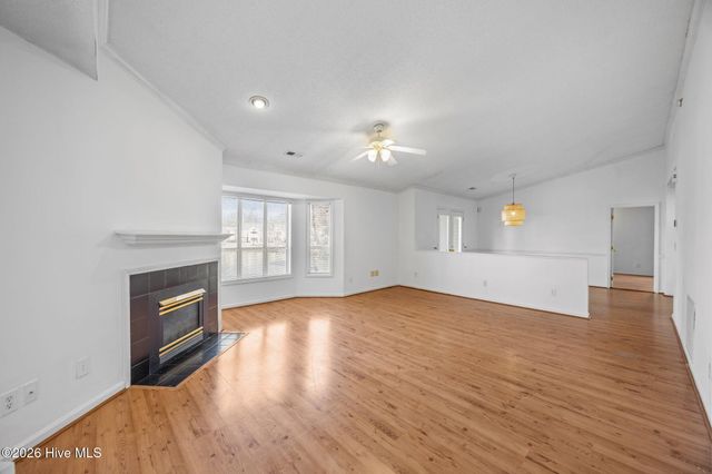 607 Spring Forest Road G, Greenville, NC 27834