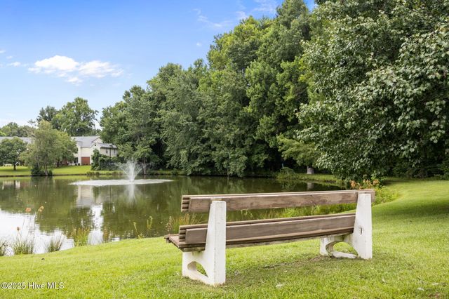 607 Spring Forest Road G, Greenville, NC 27834