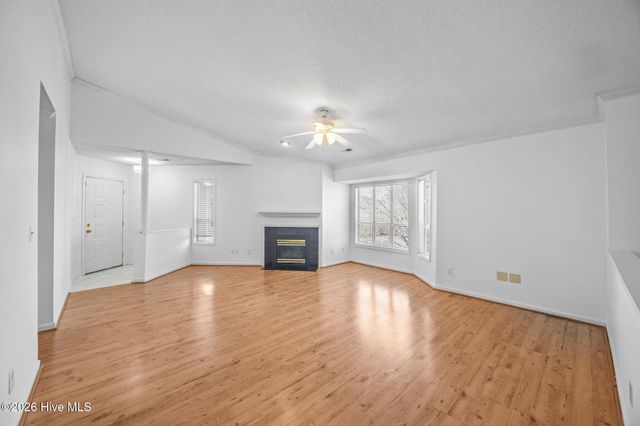 607 Spring Forest Road G, Greenville, NC 27834