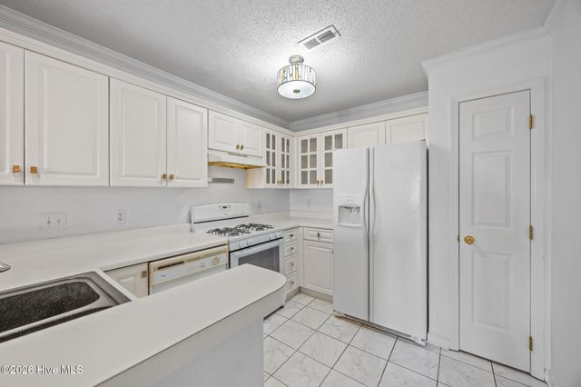 607 Spring Forest Road G, Greenville, NC 27834