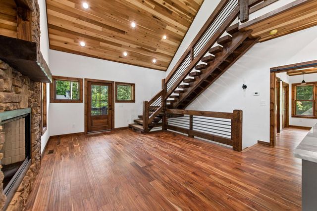 45 Wildflower Drive, Mineral Bluff, GA 30559
