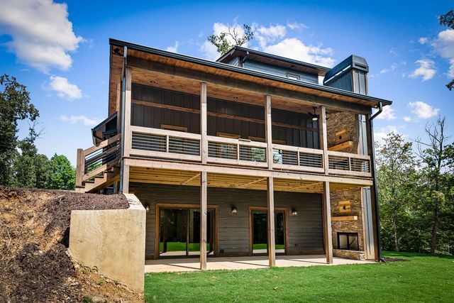 45 Wildflower Drive, Mineral Bluff, GA 30559