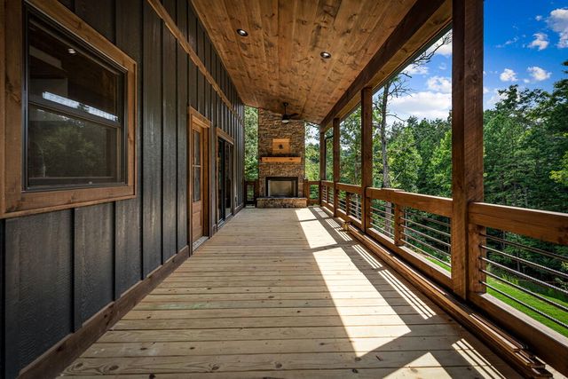 45 Wildflower Drive, Mineral Bluff, GA 30559