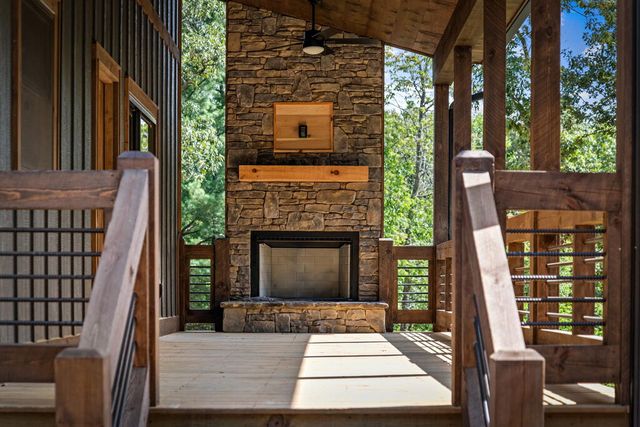 45 Wildflower Drive, Mineral Bluff, GA 30559