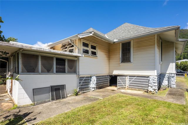 2939 Kahawai Street, Honolulu, HI 96822