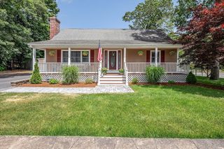 180 Foster Rd, Tewksbury, MA 01876