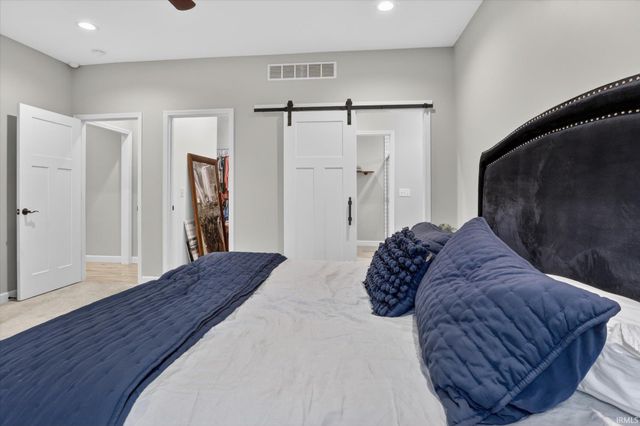 58373 Crossview Lane, Osceola, IN 46561