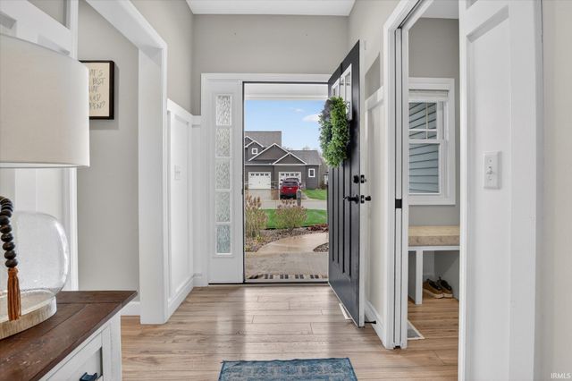 58373 Crossview Lane, Osceola, IN 46561