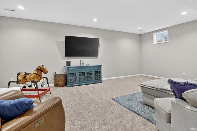 58373 Crossview Lane, Osceola, IN 46561