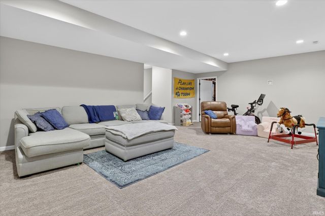 58373 Crossview Lane, Osceola, IN 46561