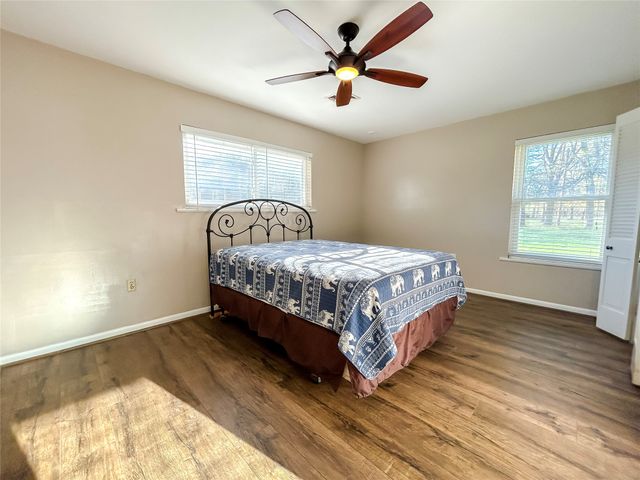 851 Leroy Parkway, Elm Mott, TX 76640