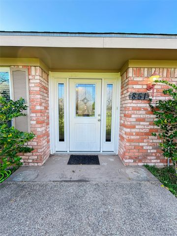 851 Leroy Parkway, Elm Mott, TX 76640