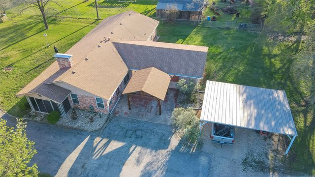 851 Leroy Parkway, Elm Mott, TX 76640