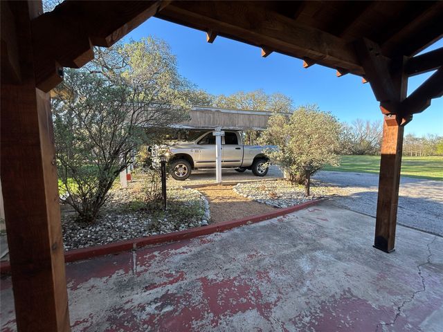 851 Leroy Parkway, Elm Mott, TX 76640