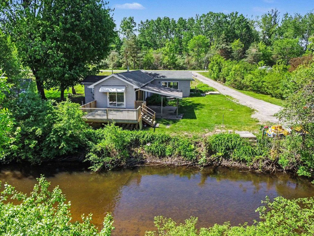 2457 E Ludington Drive, Grant Twp, MI 48617