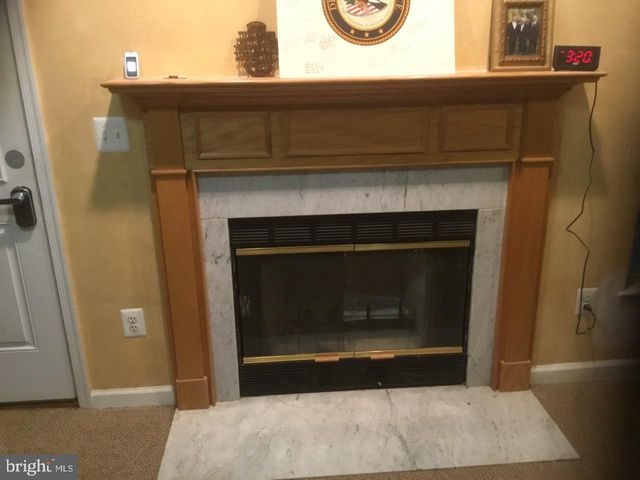 5946 EDGEHILL CT, Alexandria, VA 22303