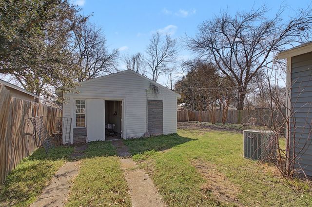 2508 Hillglenn Road, Dallas, TX 75228