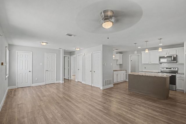 2508 Hillglenn Road, Dallas, TX 75228