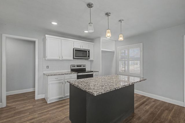 2508 Hillglenn Road, Dallas, TX 75228