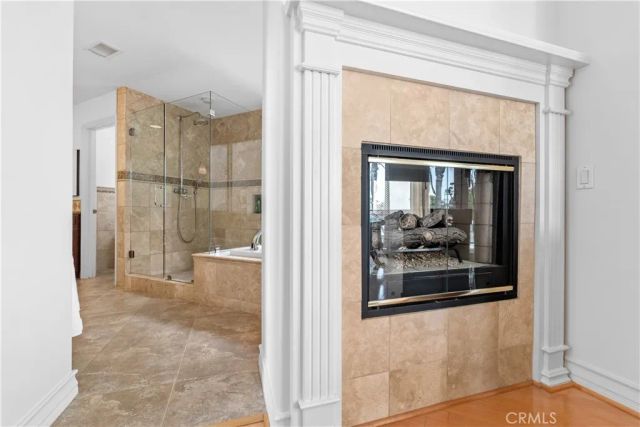 513 Pecan Ave, Huntington Beach, CA 92648