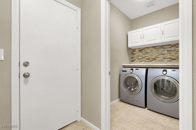 636 Pacific Cascades Drive, Henderson, NV 89012