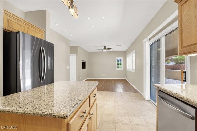 636 Pacific Cascades Drive, Henderson, NV 89012