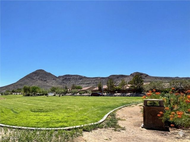 636 Pacific Cascades Drive, Henderson, NV 89012