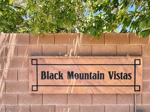 636 Pacific Cascades Drive, Henderson, NV 89012