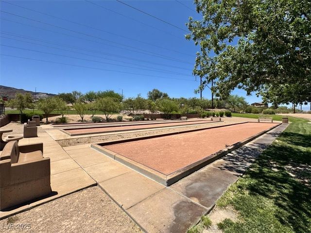 636 Pacific Cascades Drive, Henderson, NV 89012