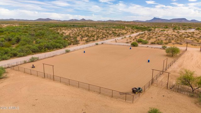 50812 N 453RD Avenue, Wickenburg, AZ 85390