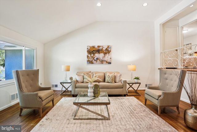 3504 GLENMOOR DR, Chevy Chase, MD 20815