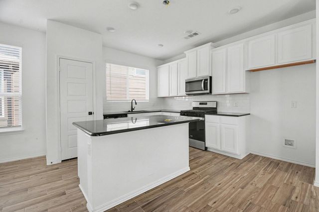 7057 Helena Hill, Royse City, TX 75189
