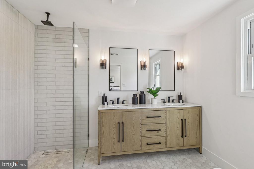 23 MARIAN RD, Phoenixville, PA 19460