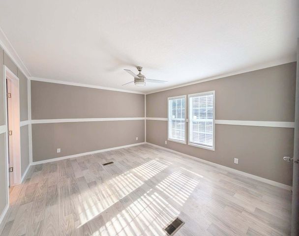 208 Shannon Road, Walterboro, SC 29488