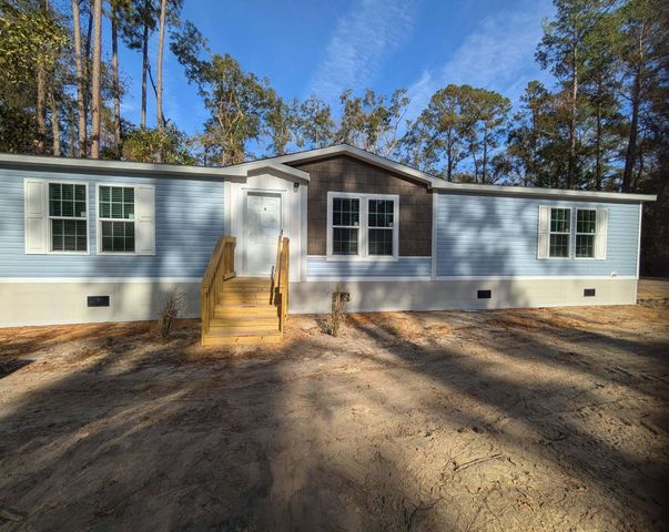 208 Shannon Road, Walterboro, SC 29488