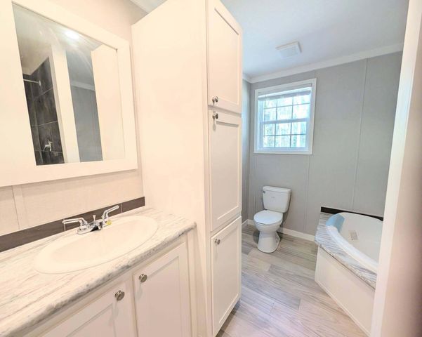 208 Shannon Road, Walterboro, SC 29488