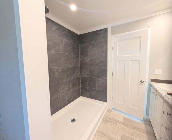 208 Shannon Road, Walterboro, SC 29488