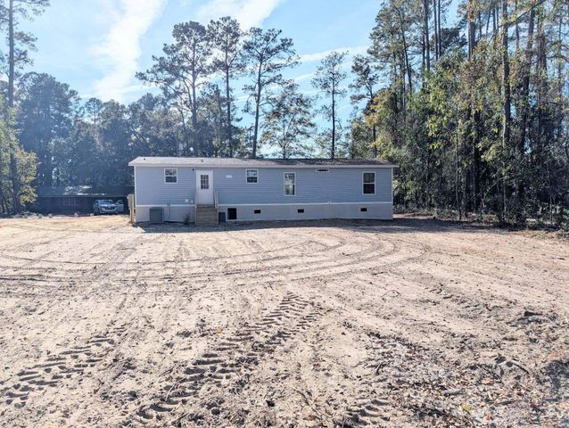 208 Shannon Road, Walterboro, SC 29488