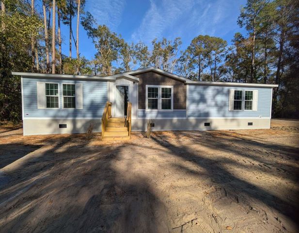 208 Shannon Road, Walterboro, SC 29488