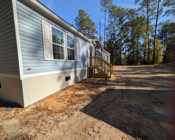 208 Shannon Road, Walterboro, SC 29488