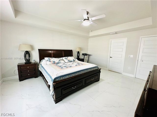1137 NE 4th PL, Cape Coral, FL 33909