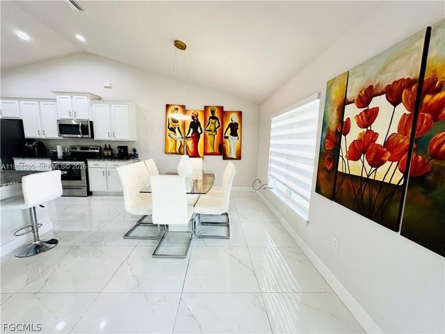 1137 NE 4th PL, Cape Coral, FL 33909