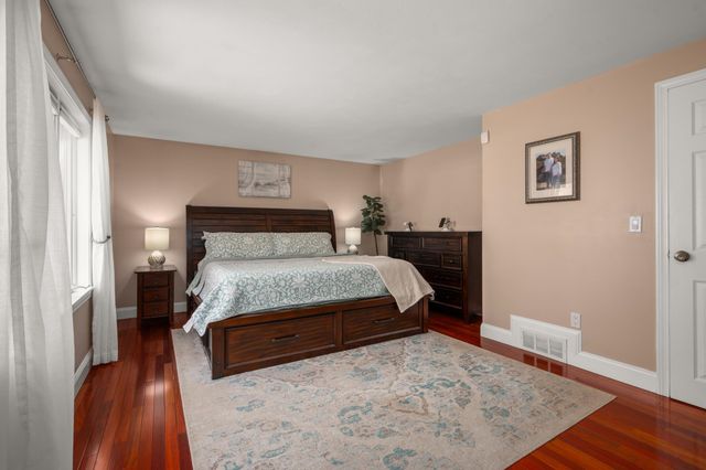 30 Morrison Road, Windham, NH 03087