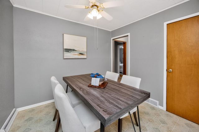 4114 56th Street, Des Moines, IA 50310