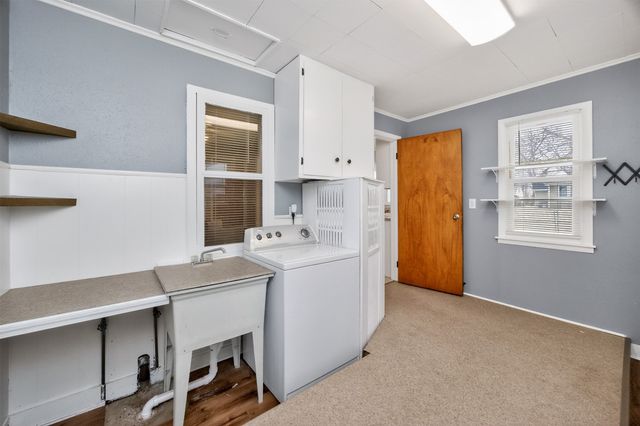 4114 56th Street, Des Moines, IA 50310