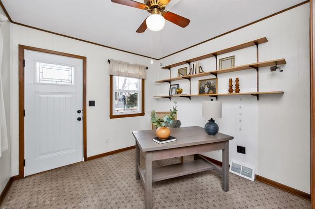 4114 56th Street, Des Moines, IA 50310