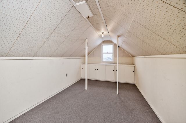 4114 56th Street, Des Moines, IA 50310