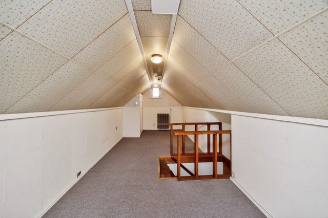 4114 56th Street, Des Moines, IA 50310