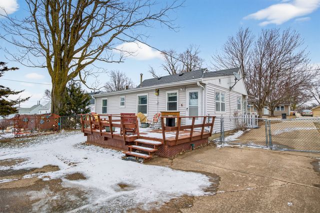 4114 56th Street, Des Moines, IA 50310