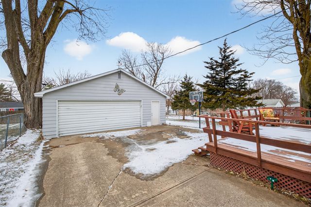 4114 56th Street, Des Moines, IA 50310